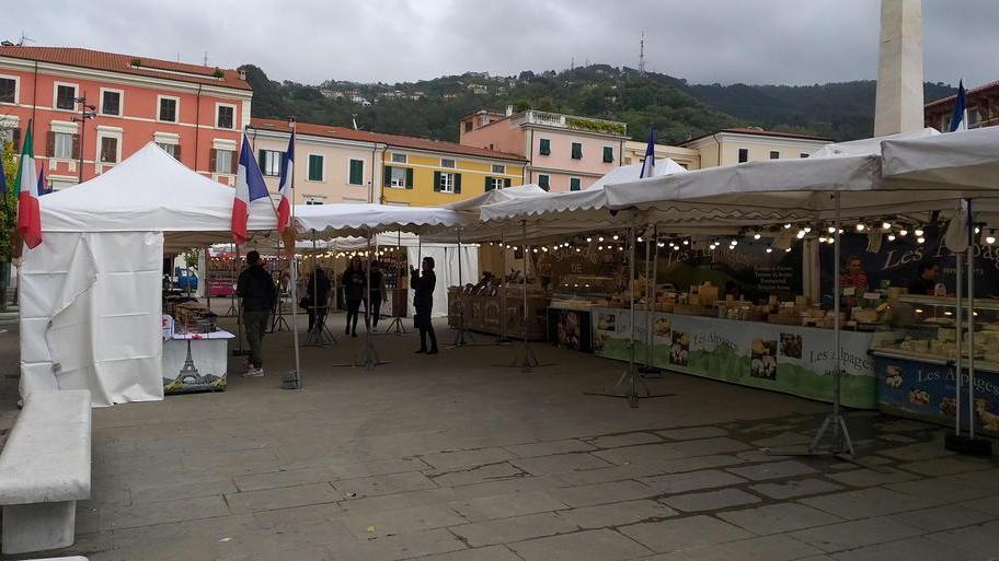 Mercatino regionale francese