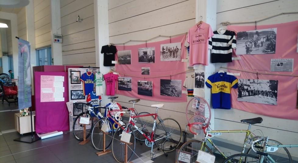 Notte Rosa, bici d’epoca, bollicine, dj e cocktail a tema: qui la festa è no stop 