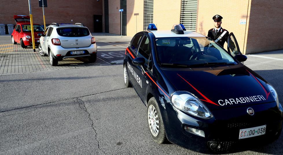 Trovata morta in auto Malore fatale al centro commerciale