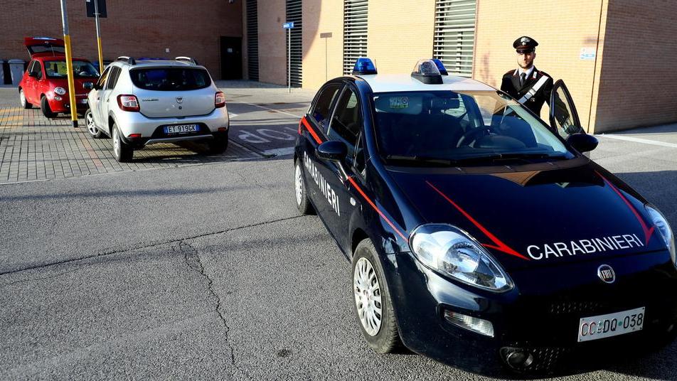 Trovata morta in auto Malore fatale al centro commerciale