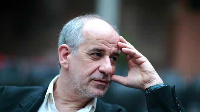 Toni Servillo legge Napoli: «Un atto di responsabilità»