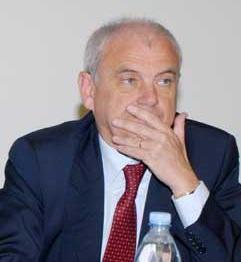 Grana politica per Kutufà «Tenga per sé le deleghe»