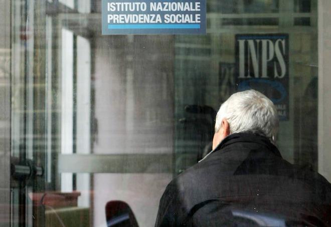 Ha tentato di uccidere il figlio disabile 