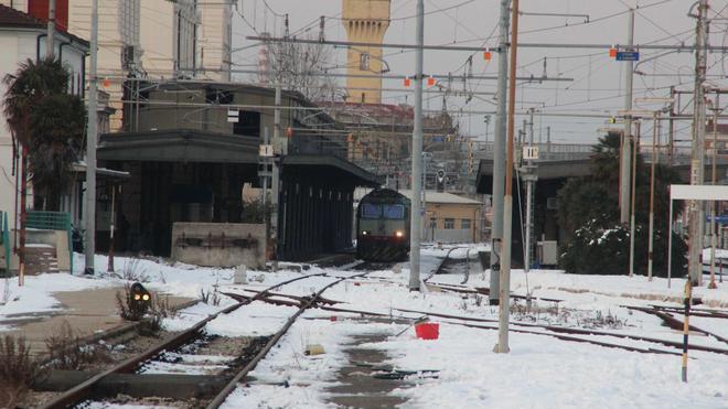 Collegamenti ancora bloccati tra Prato e Bologna