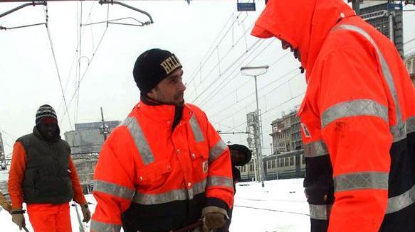 Oggi scuole chiuse cancellati alcuni treni