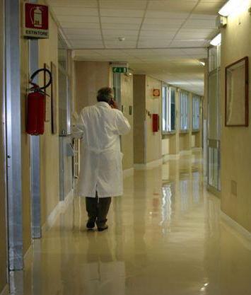 Concorsi per posti fissi da medici e infermieri 