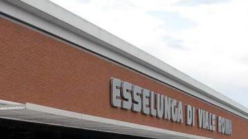 Esselunga si allarga e così ci sta anche la farmacia comunale