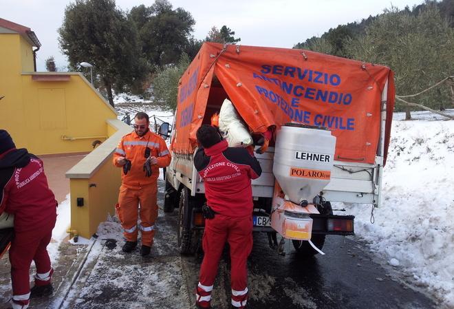 Il lago di Santa Luce è un freezer decine di volatili a rischio ipotermia 