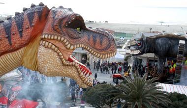 Carnevale, oltre&nbsp;50mila persone&nbsp;alla sfilata del secondo corso 