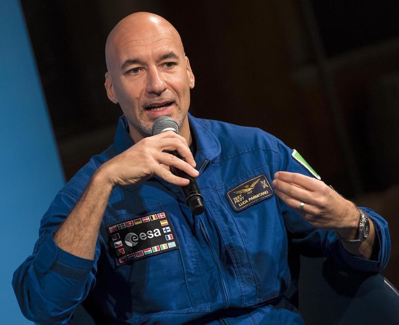 Salutate Astroluca: stavolta passeggerà “oltre”. Primo italiano a capo della Stazione spaziale 