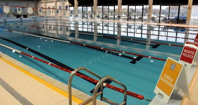 Un centro benessere per la piscina 