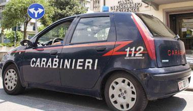 Dosi in cambio di merce rubata, tre arresti 