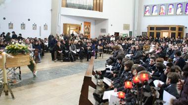 500 ragazzi per l’addio a Gianluca