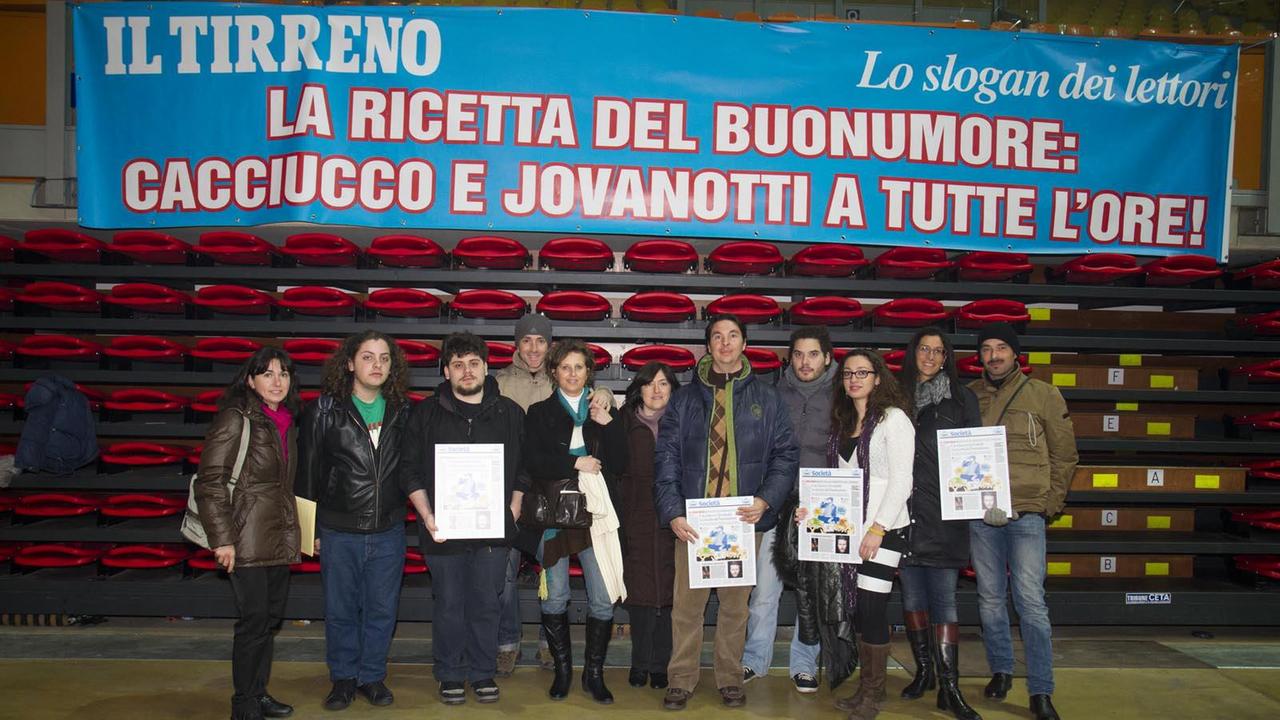 Jovanotti fa il piano nella prima serata E per martedì prepara il bis