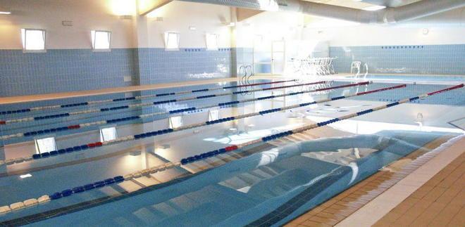 Gas tossico in piscina In sei finiscono al pronto soccorso 