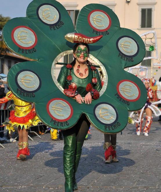 La voglia di carnevale vince sul freddo 