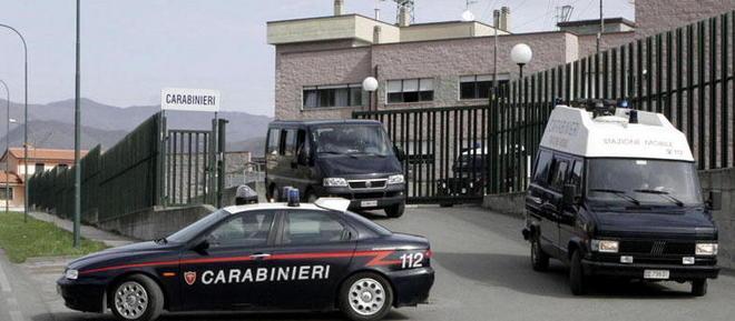 Si finge malato per mesi ma lavora in nero a casa 