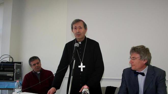 Monsignor Benotto in visita al San Camillo