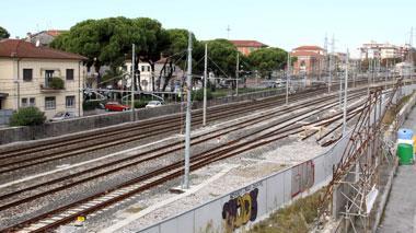 Rubano rotaie e parti di rame, denunciati