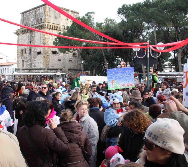 Vecchia Viareggio, il giorno più lungo 