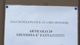 La rivincita del sindaco: un cartello in municipio