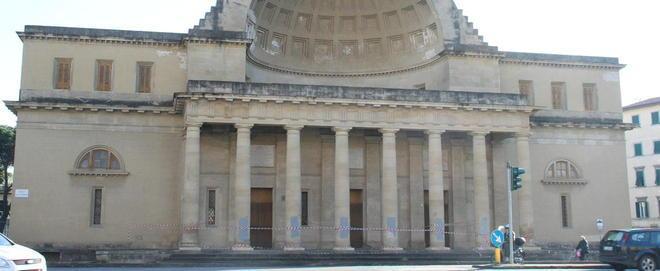 Il Cisternone tra misteri e transenne 