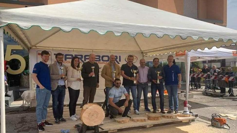 Nella sfida tra sindaci “boscaioli” si impone Leonardo Fornaciari