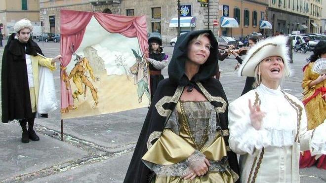 Per grandi e piccini feste in costume e balli tra i coriandoli