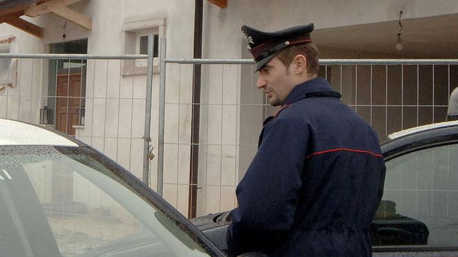 Gioielli e monete per 100.000 euro Furto in una villa