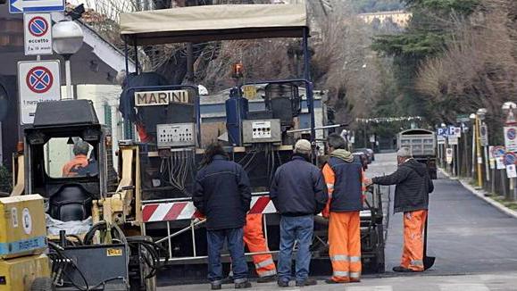 Il Comune trova i soldi per il nuovo asfalto