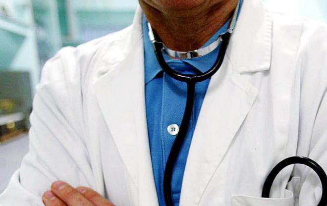 Lavorano nonostante il corso: denunciati 