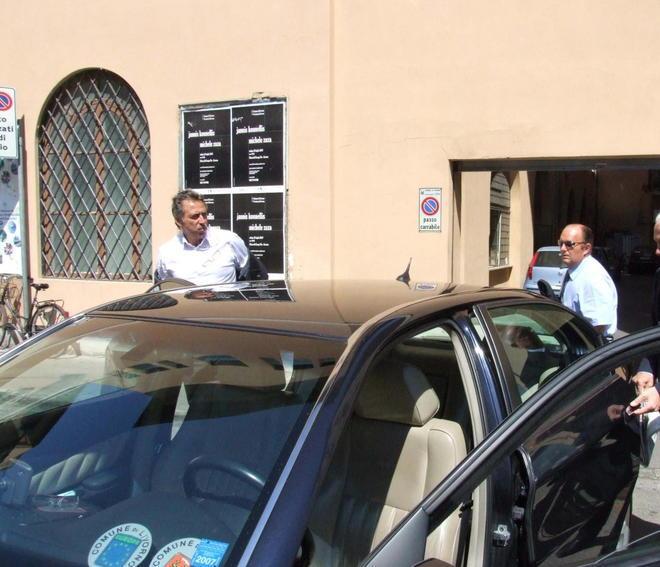 Stop auto blu, l’assessore guida la Panda 