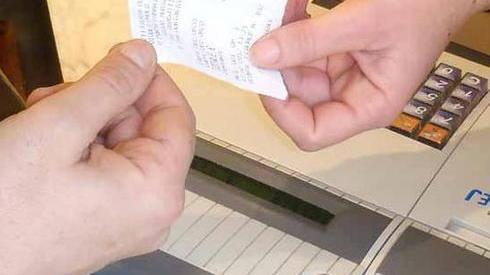 Circolo-ristorante non fa lo scontrino, multa di 5.000 euro