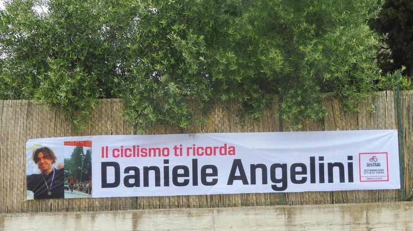 Decorazioni e ricordi in un giorno di festa
