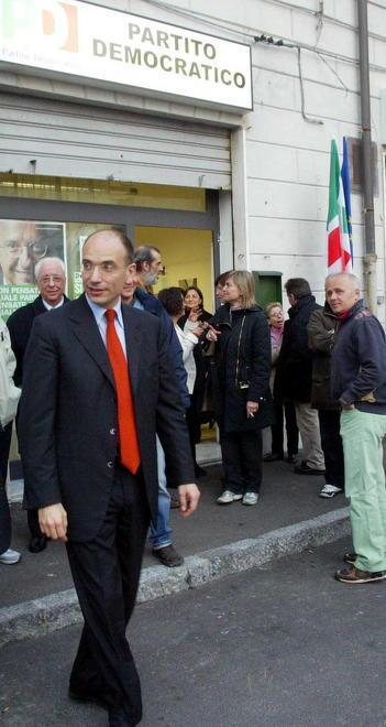 Affitti troppo cari per i circoli il Pd dimezza le sedi 