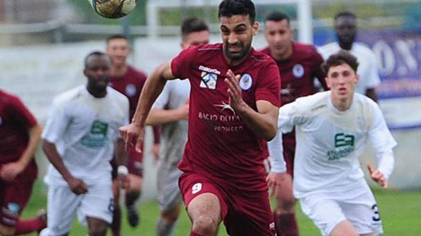 Promozione, corsa ai piazzamenti playoff e playout