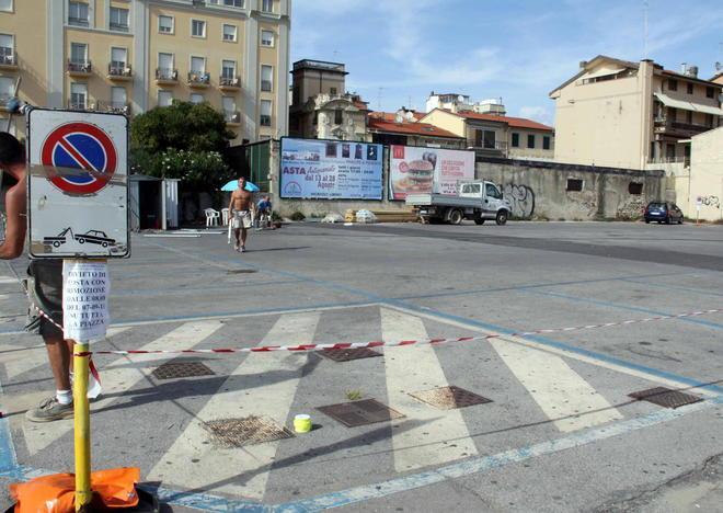 Bloccati gli alloggi all’ex casa del Fascio 