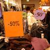 Commercianti divisi lo “sbaracco” va solo a metà 