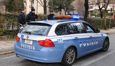 Furti al supermercato, tre arresti e una denuncia 