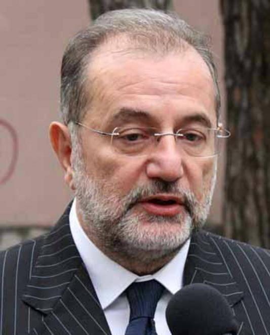 Regione e Delvino: ancora guerra 