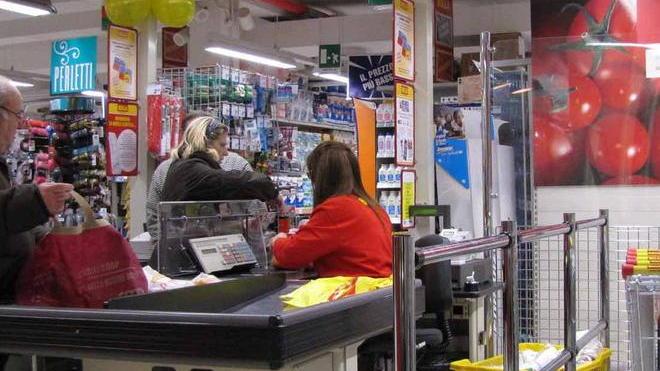 Valigia piena di refurtiva arrestato un pensionato