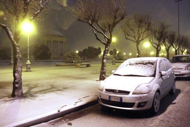 Nevicata record, la Regione riconosce lo stato di emergenza per Livorno 