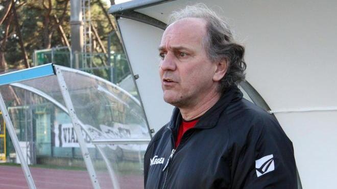 Mister Cuoghi prova anche la difesa a tre