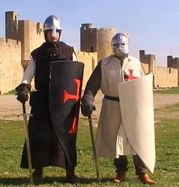 Elmi, scudi e corazze per vestire un cavaliere 