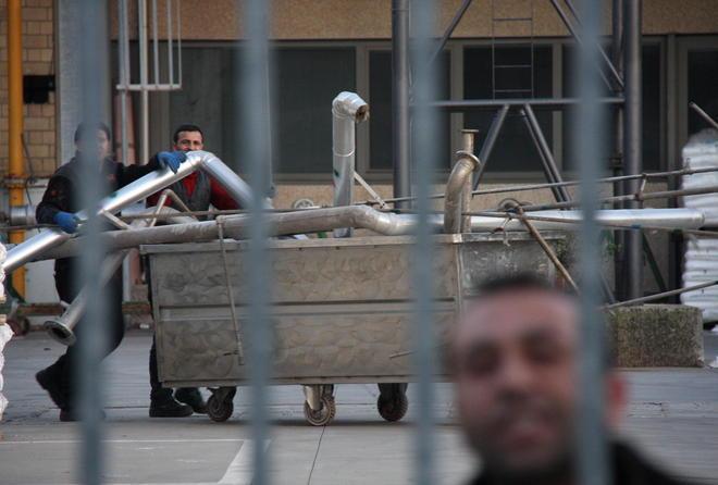 Addio rifinizione Fin Mode i macchinari volano in Turchia 