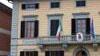 Le foto di Gianpiero Palmieri esposte nei negozi del centro