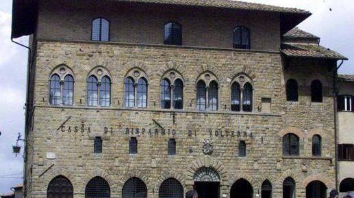 Banca, cambiano gli assetti societari