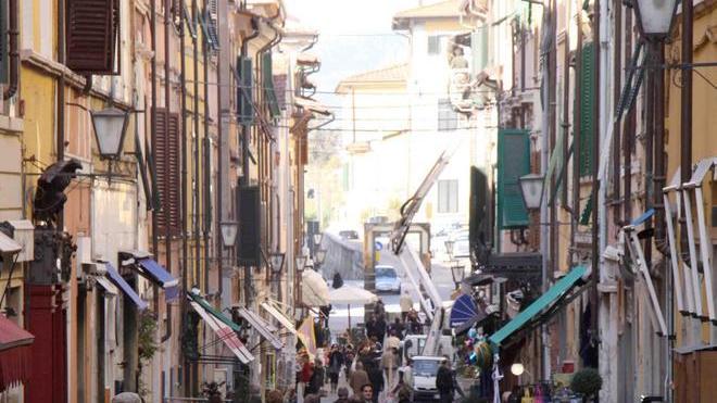 Un «Corvo» si aggira sui locali del centro