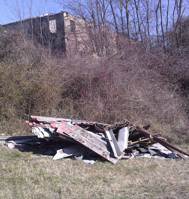 Discarica di eternit alle Cerbaie