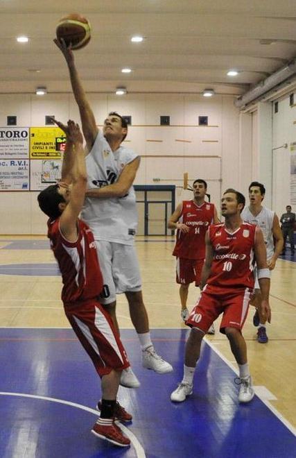 Basket Cecina, niente scherzi contro Fiorentina 